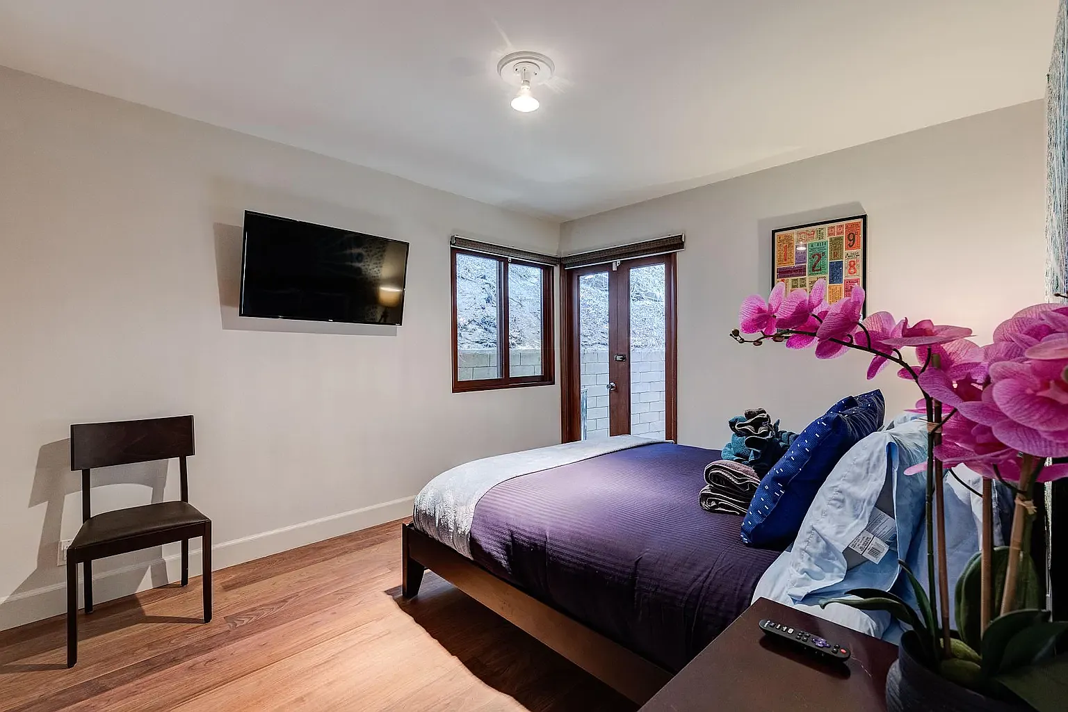 3 bed, 2500 sqft, $9,000 — Photo 3