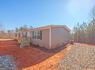 819 W Leatherwood Rd, Toccoa, GA 30577