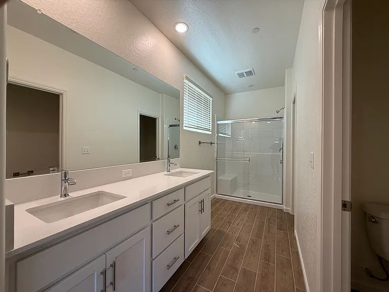 6649 E Oslin Ave — Photo 8