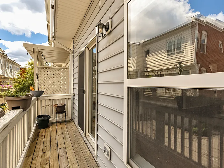 1227 V St NW — Photo 12