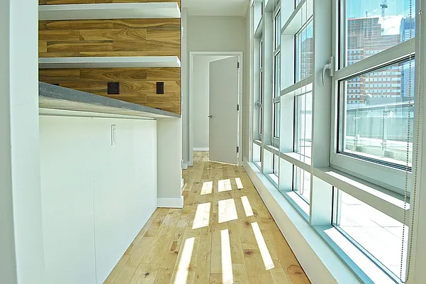 Rented by Bold New York | media 23