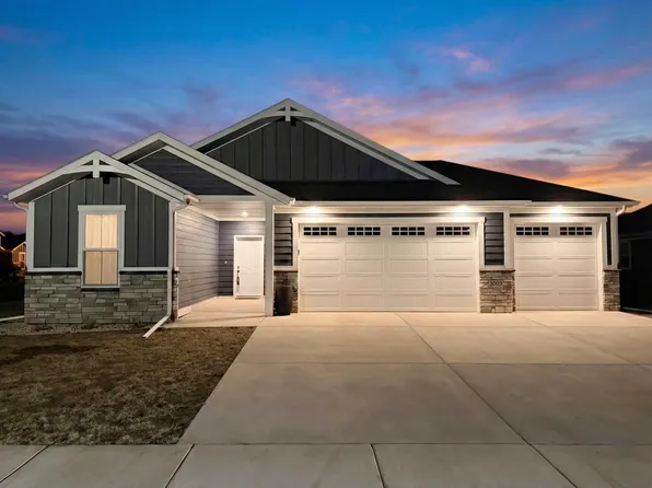 3002 Hazelnut Ln, Rapid City, SD 57703