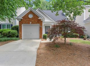 72 Cheshire Dr, Alpharetta, GA 30022
