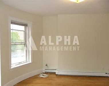 6 Wait St #3 — Photo 23