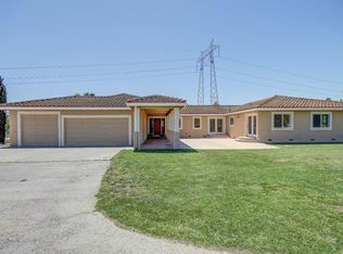 6540 Cabernet Dr, Hollister, CA 95023