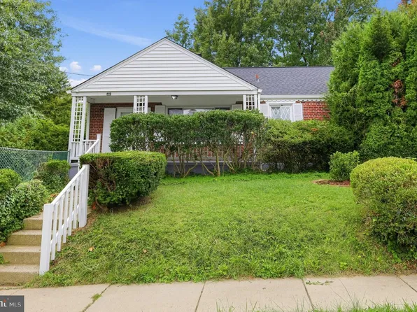 2400 Eugene St, Silver Spring, MD 20902