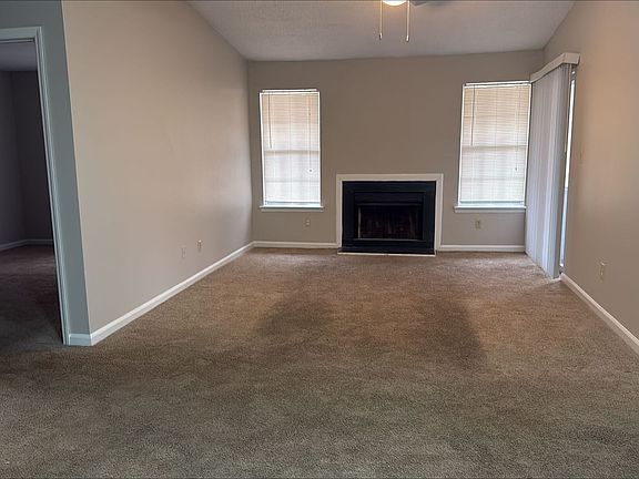 2nd image of 3722D West Ave