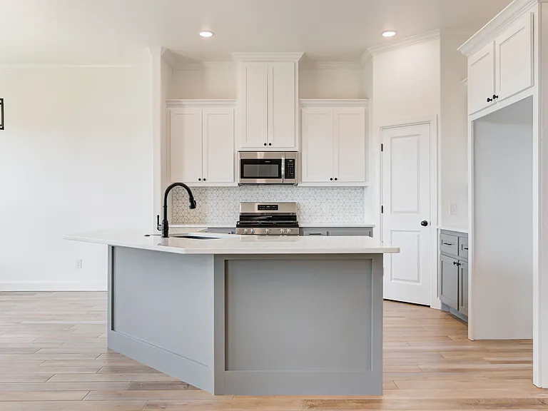 2712 Dunham Dr — Photo 16