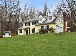 21 Pinegrove Dr, North Salem, NY 10560