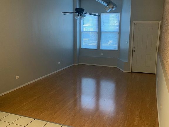 3rd image of 1601 Oak Park Ave #A