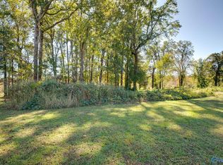 144 Easy St, Hazel Green, AL 35750