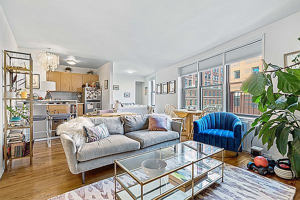 1st image of 165 Christopher St APT 4QQ