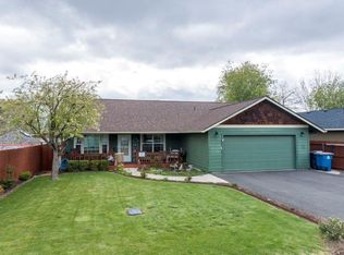 2512 SW 30th St, Redmond, OR 97756