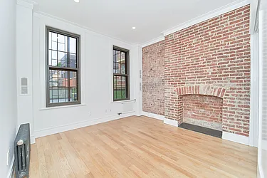 Rented by Living New York