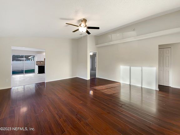 4th image of 4211 JILLIAN Drive