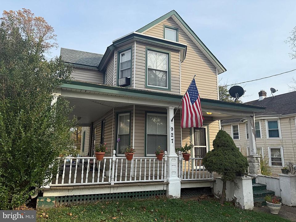 1st image of 927 Bellevue Ave