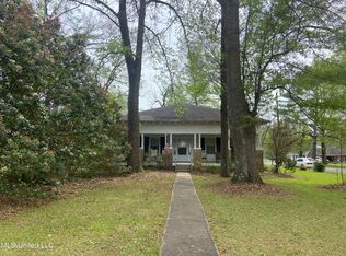 702 E Jackson Rd, Union, MS 39365
