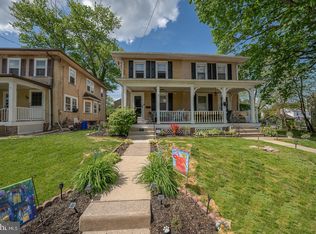 25 E Rively Ave, Aldan, PA 19018