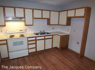 2153 W Wall St APT B, Springfield, MO 65802