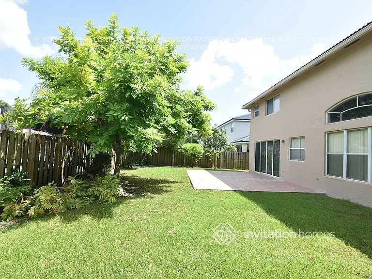 14903 SW 159th Pl — Photo 14
