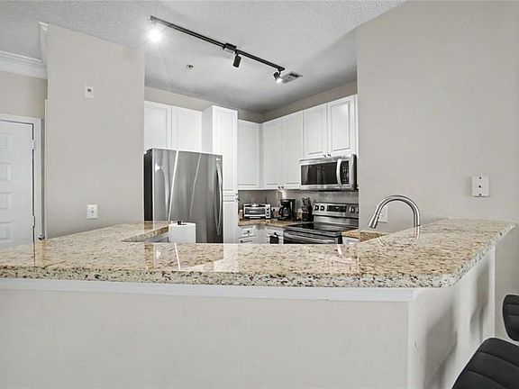 4th image of 10 Perimeter Summit Blvd NE APT 4409