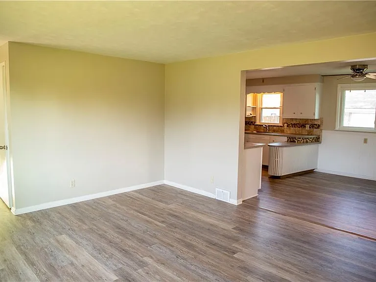 7229 Glendale Ave — Photo 7