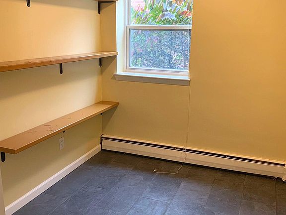 5th image of 416 W Logan St #D1