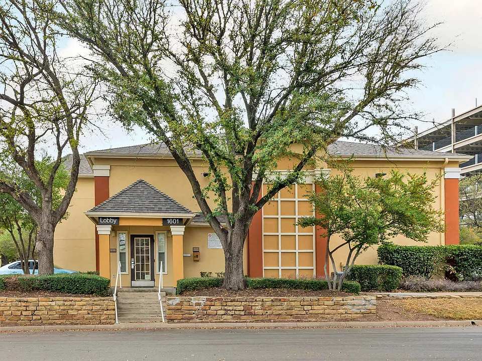 Fort Worth - Medical Center