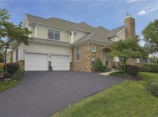 420 Inverness Cir, Easton, PA 18042