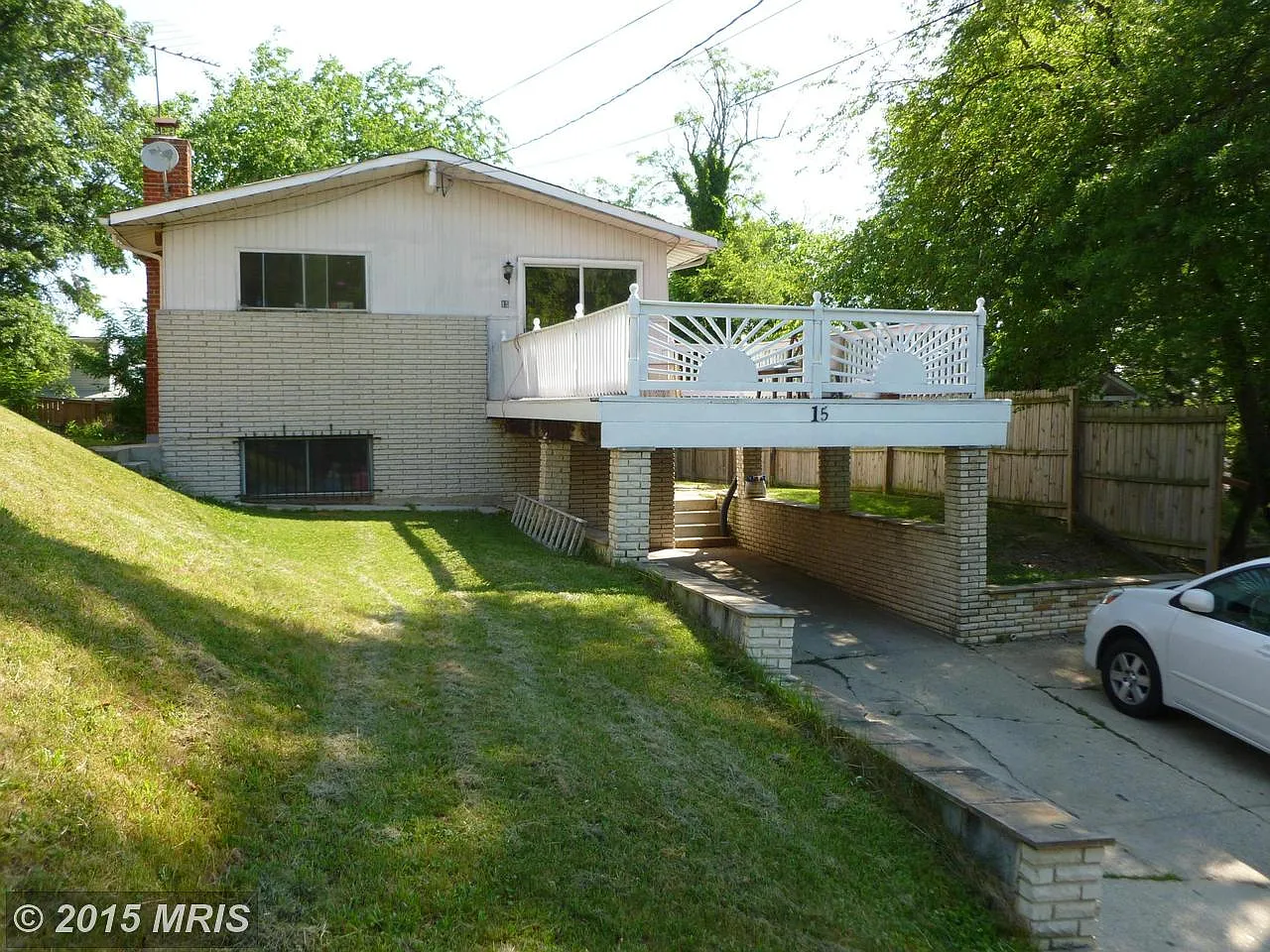 15 Van Buren St NW photo 1