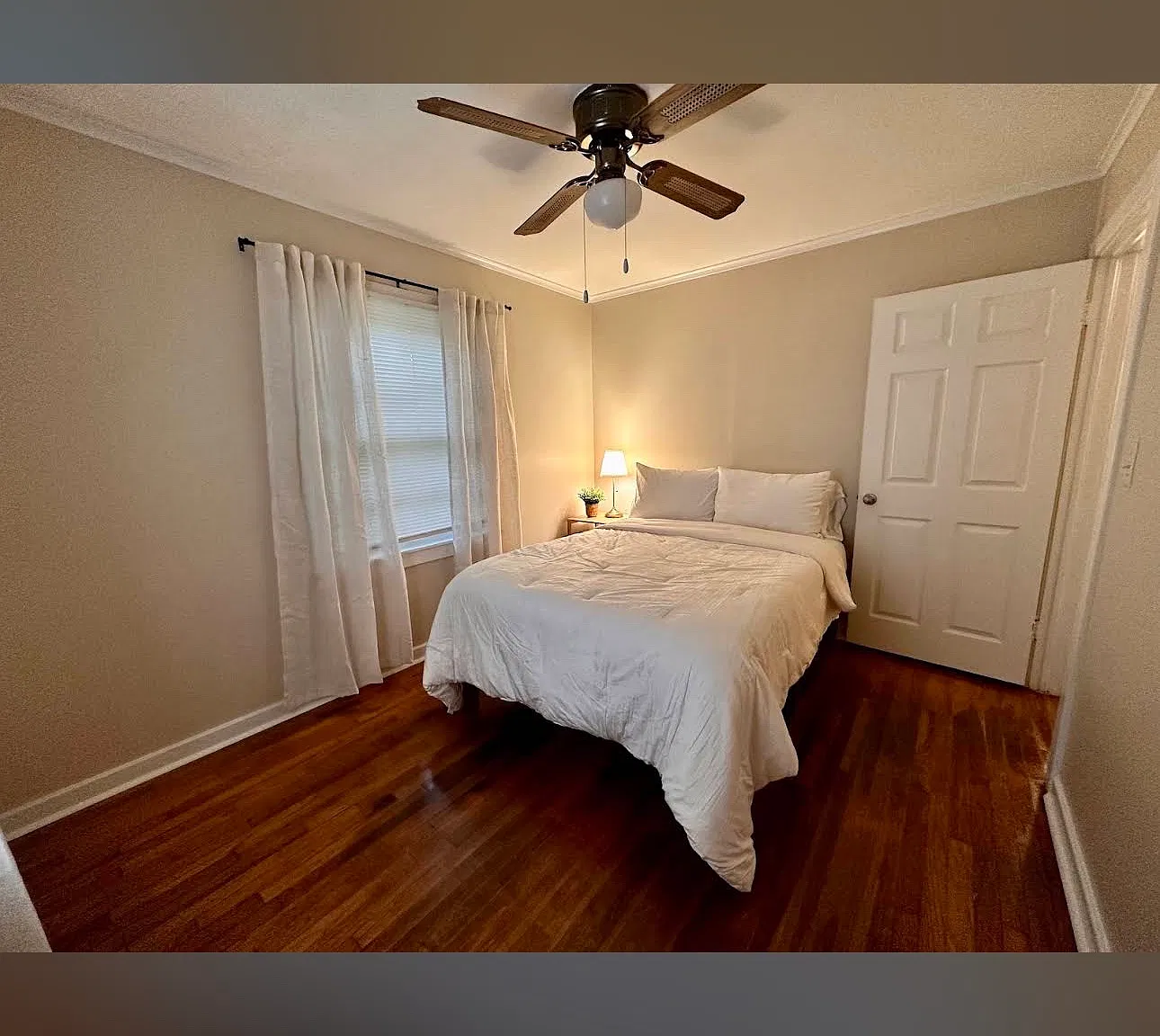 3 bed, 1400 sqft, $1,875 — Photo 2