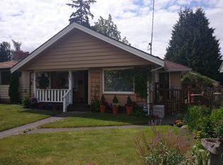 8325 29th Ave NW, Seattle, WA 98117
