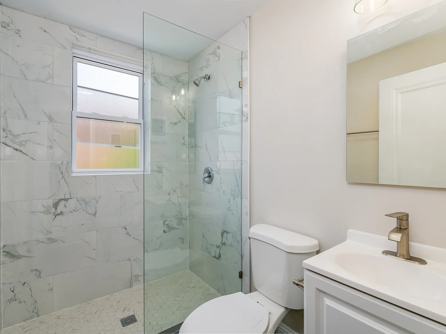 4963 Winona Ave — Photo 3