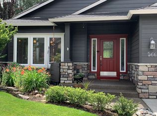 566 E 17th Cir, La Center, WA 98629