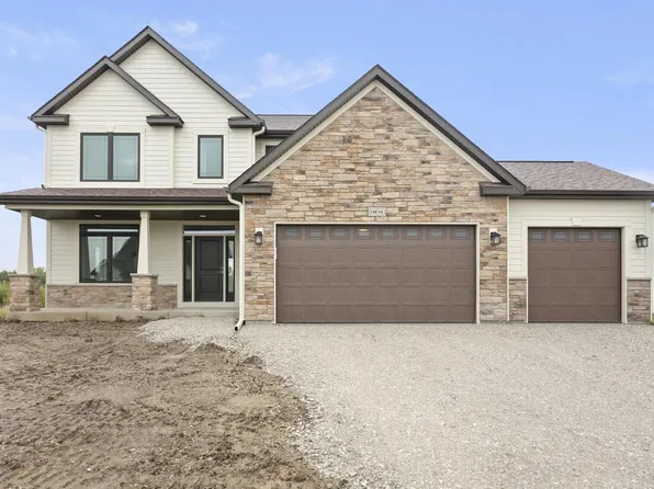 9104 Creekside CIRCLE, Pleasant Prairie, WI 53158
