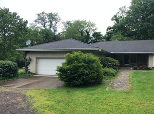 103 Jonathan St, Chester, WV 26034