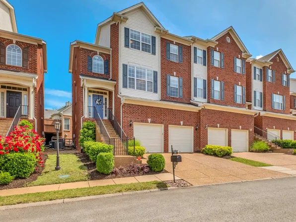 1206 Forest Lake Ct, Franklin, TN 37064