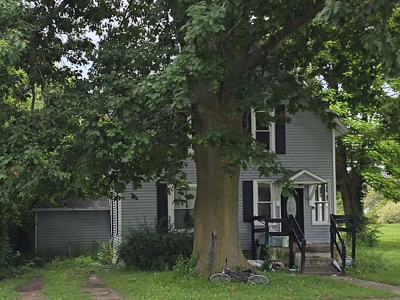 3rd image of 240 S Main St