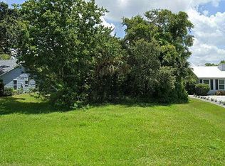 1236 Wayne Ave, New Smyrna Beach, FL 32168