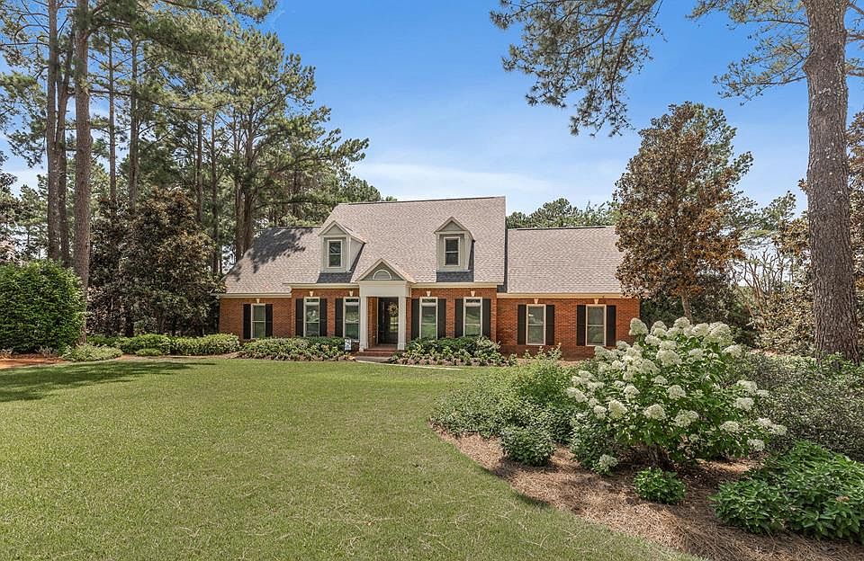 1st image of 202 Wentworth Dr