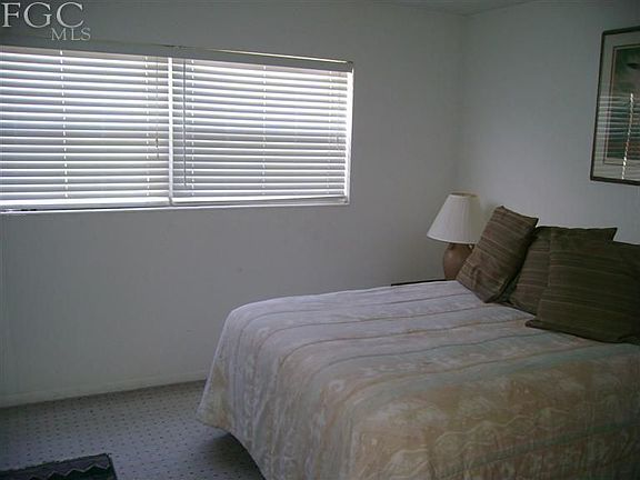 4th image of 601 Periwinkle Way Unit D3