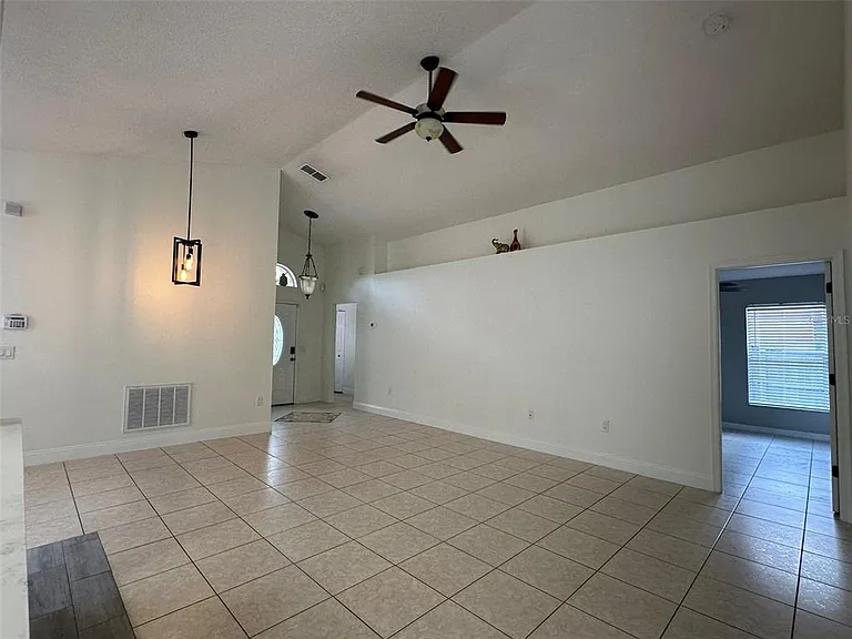 10707 Flycast Cir — Photo 8