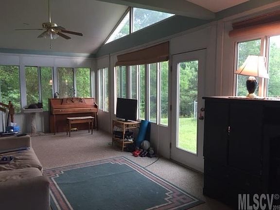2nd image of 1432 Bass Ln