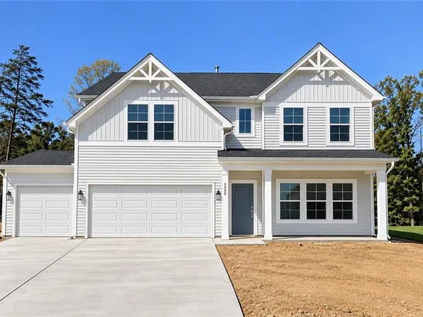 5850 Latigo Ct, Clemmons, NC 27012