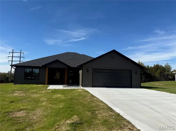 1801 Vadie Ave, Lebanon, MO 65536