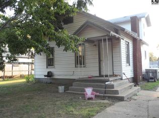 830 N Springfield Ave, Anthony, KS 67003