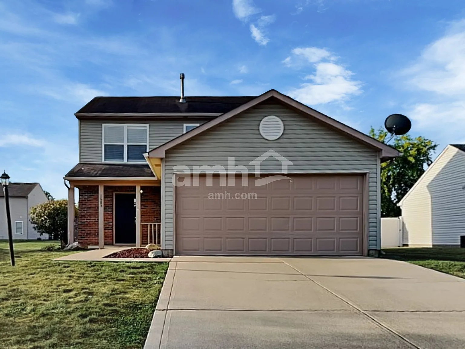 1685 Willowview Ln photo 1