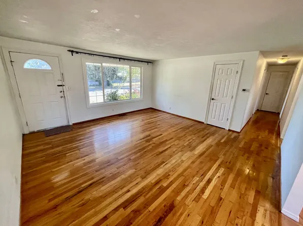 15041 SE Millmain Dr, Portland, OR 97233
