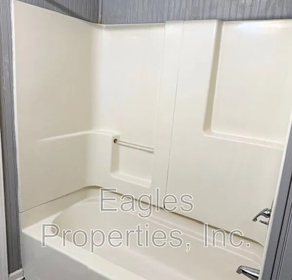 2803 Warrick Cir #F1 — Photo 6
