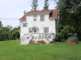 21439 420th St, Lake Mills, IA 50450